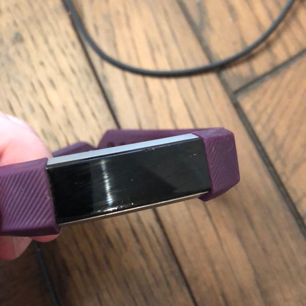 Large Fitbit Alta - image 3